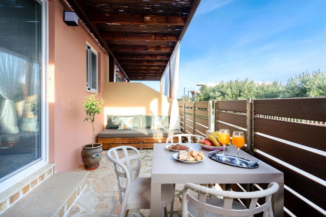 Iliana Apartments Фаласарна Екстериор снимка
