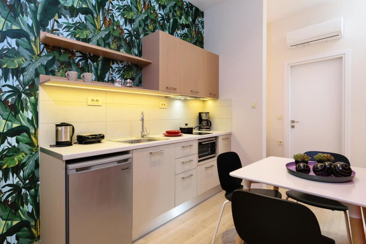 Iliana Apartments Фаласарна Екстериор снимка