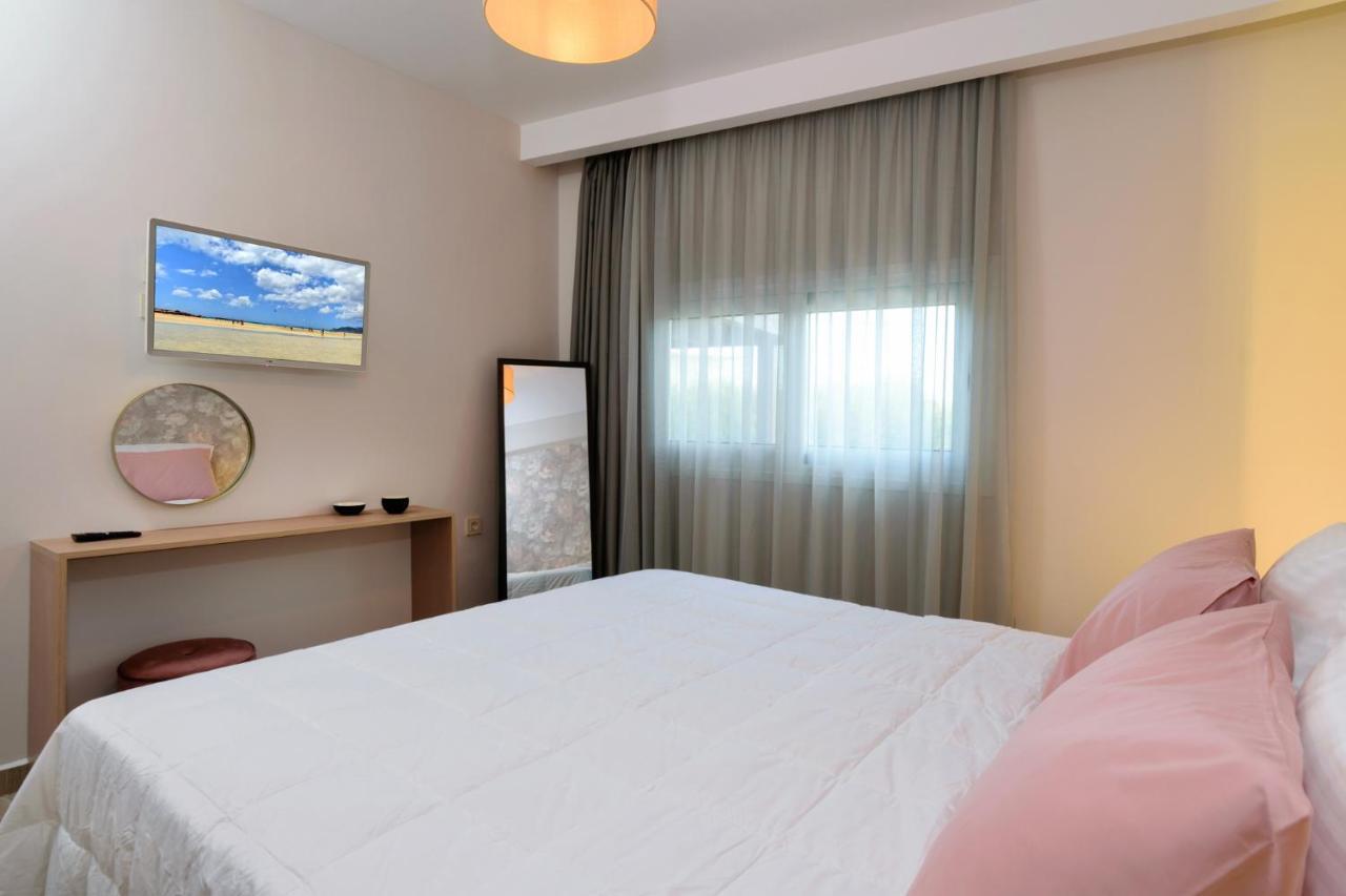 Iliana Apartments Фаласарна Екстериор снимка