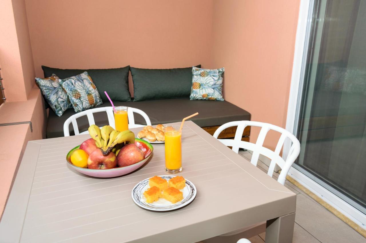 Iliana Apartments Фаласарна Екстериор снимка